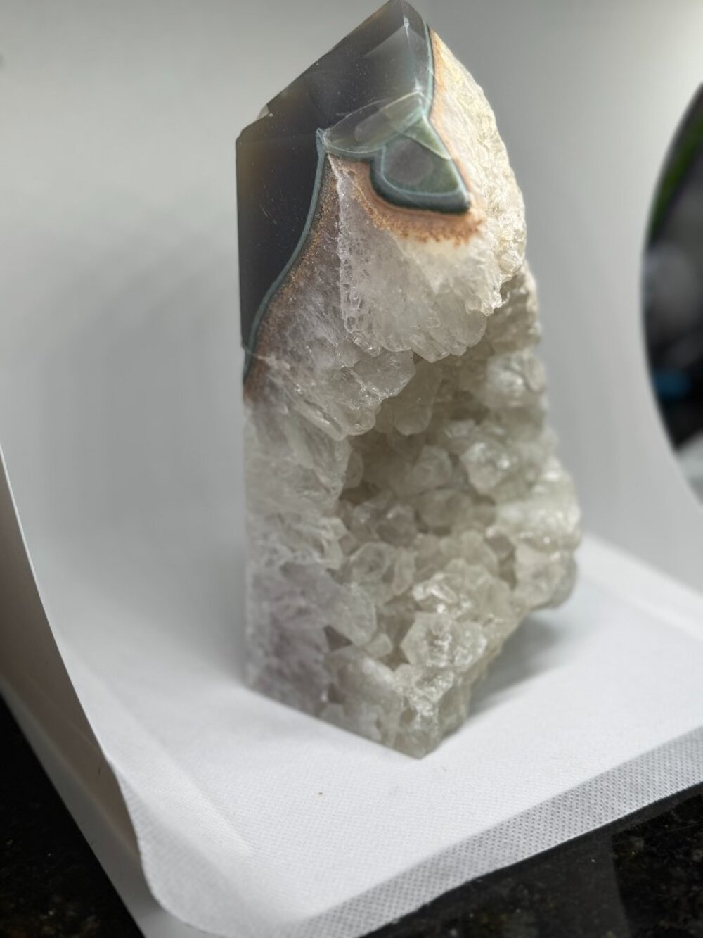 Display Natural Gray Agate Druzy Geode Tower Polished Chalcedony 470g